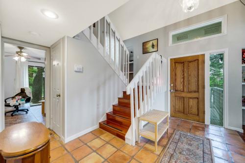 311 Cedar Hurst