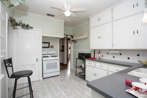 1023 E. 44th St Central Austin Real Estate Nation Holdings