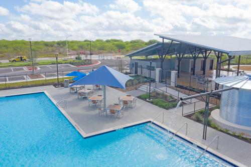 139 Lyndon Nation Holdings Hill Country real estate