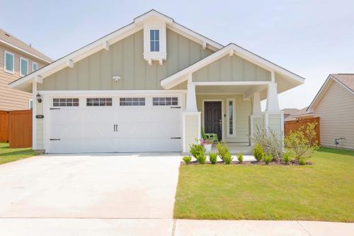 Welcome home 139 Lyndon Nation Holdings Central Texas real estate.