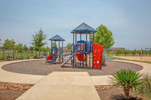 Welcome home 139 Lyndon Nation Holdings Central Texas real estate.
