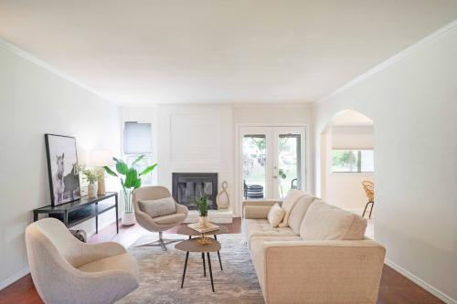 Welcome home to Mesa Park! Nation Holdings Central Texas Real Estate