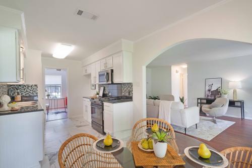 Welcome home to Mesa Park! Nation Holdings Central Texas Real Estate