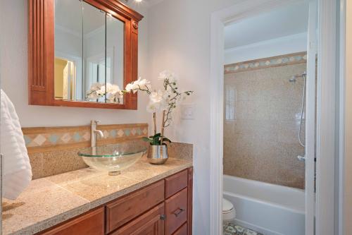 Welcome home to Mesa Park! Nation Holdings Central Texas Real Estate