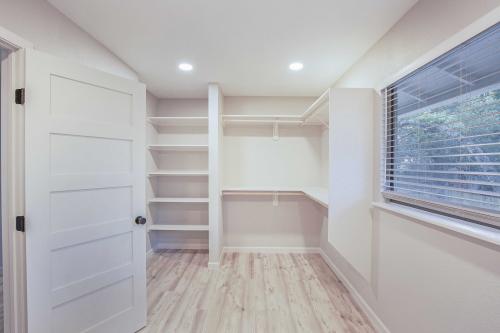 4304 Balcones North Austin Real Estate Nation Holdings LLC