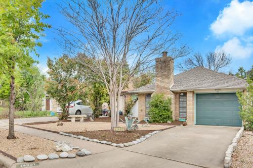 Welcome home to Anita Marie, charming north central Austin home.