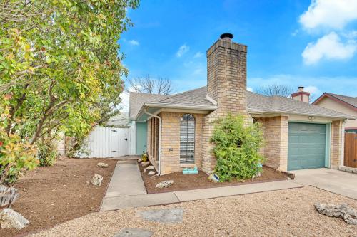Welcome home to Anita Marie, charming north central Austin home.