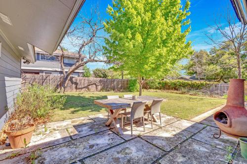 3000 Mohawk Quintessential Ranch House in Central Austin Nation Holdings LLC