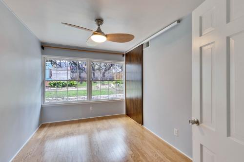 6815 Joyce Austin Texas