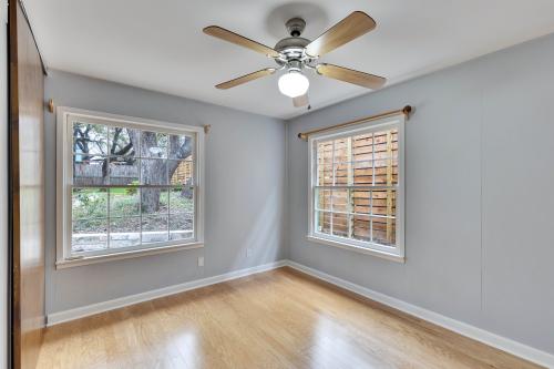 6815 Joyce Austin Texas