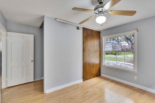 6815 Joyce Austin Texas