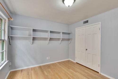 6815 Joyce Austin Texas