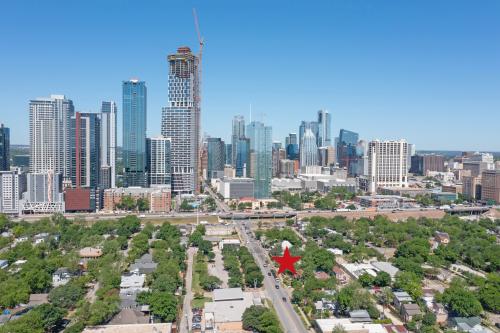 1006 Cesar Chavez stellar location