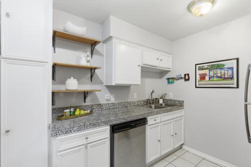 Welcome home to your Zilker condo