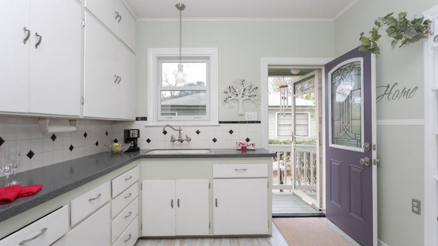 1023 E. 44th St Central Austin Real Estate Nation Holdings