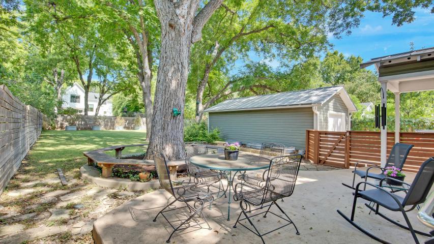 Welcome to your handsome home in Allandale.