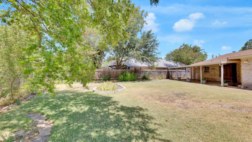 Welcome home to your corner cul de sac lot on Dover Place in Central Austin.