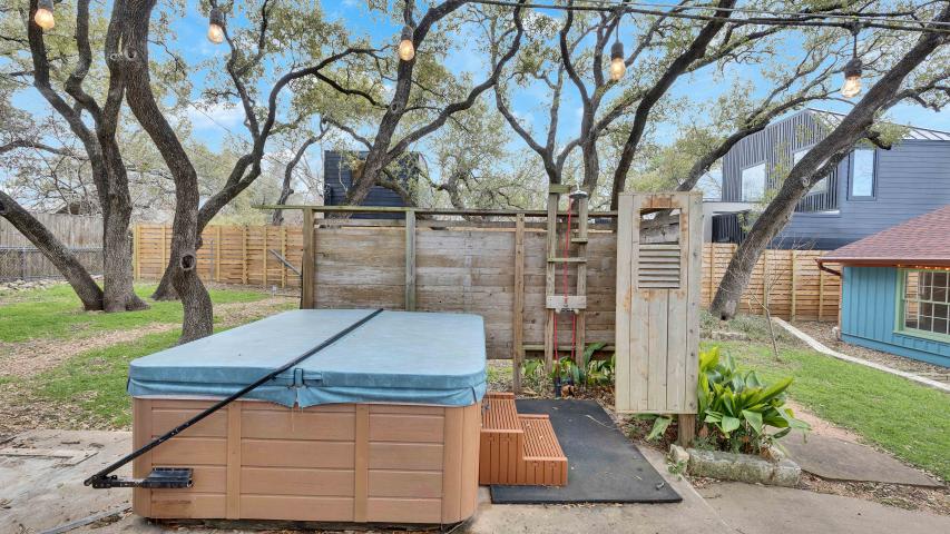 6815 Joyce Austin Texas