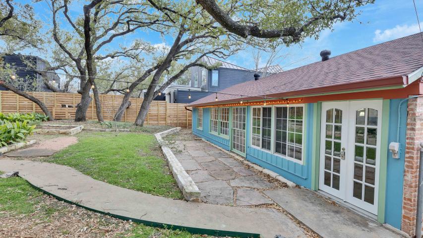 6815 Joyce Austin Texas