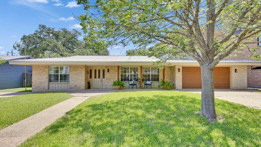 Welcome home to 2905 Greenlawn in the heart of coveted Allandale